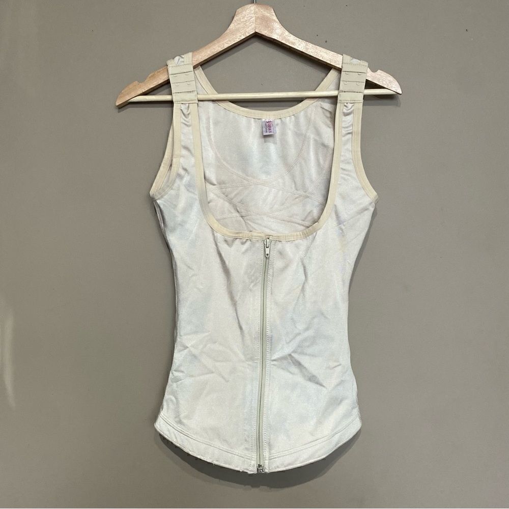 Nubia Shapewear  Zippered Tank Top Womens Size Small‎